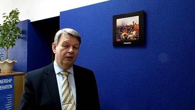 МФО и банки Украины - одна Мафия? смотреть онлайн
