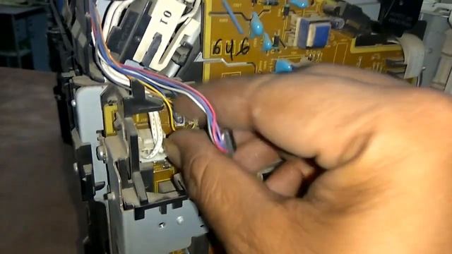 Hp Leserjet P1566 Disassembly and teflon change смотреть онлайн