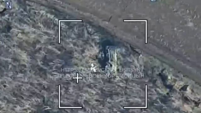 "Ланцет" уничтожает украинскую гаубицу смотреть онлайн