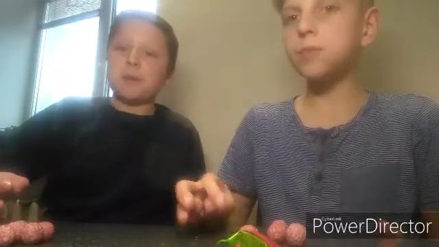 Что будет если съесть 40 ЖВАЧЕК!!?!?!!!!! смотреть онлайн