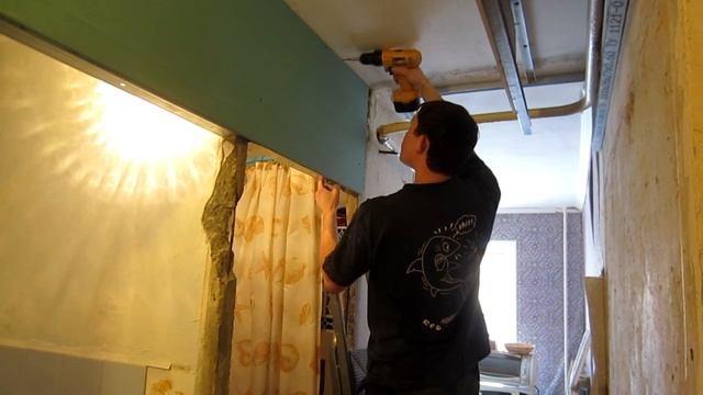 Закрываем газовую трубу в прихожей коробом из ГКЛ смотреть онлайн