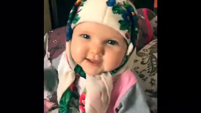 Малышка 7 месяцев разговаривает смотреть онлайн