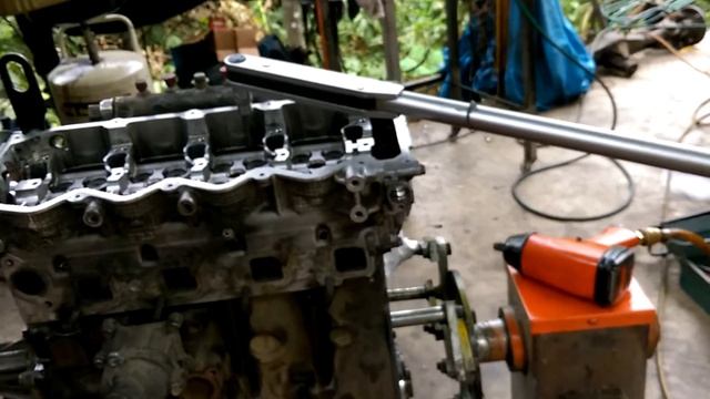 Nissan navara YD25 engine silinder head board how to titing.seevali auto mobile work shop.076573348 смотреть онлайн