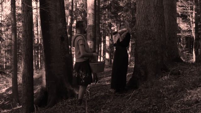 Bloody Red Riding Hood - A Halloween Story смотреть онлайн