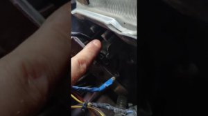 Lexus Rx 400h  Как снять фары