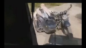 Три Парня Мотоцикл и Кусты пересмотрел ролик раз 10 умора реальная