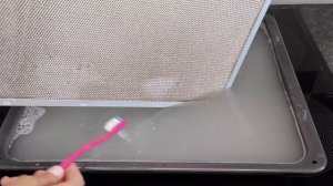 Как ОЧИСТИТЬ ВЫТЯЖКУ от жира. Сделайте так, и сетка от вытяжки будет как новая