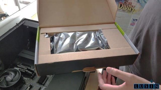 $1200 Gaming PC - Ryzen 3600 + Nvidia 1660 GPU - Timelapse Build смотреть онлайн