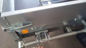 Усиленный домкрат для прицепа на поворотном хомуте.