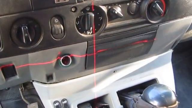 ЛАЗЕРНЫЙ УРОВЕНЬ КОНТРОЛ САМОВЫРАВНИВАЮЩИЙСЯ смотреть онлайн