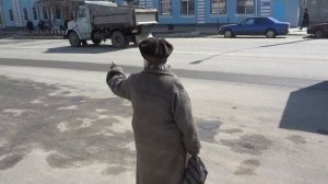 Бабушка-Регулировщик дорожного движения(Воронеж)