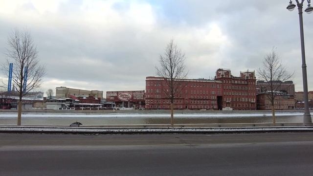 Moscow: Walk To The Art Gallery Anvil. Прогулка в арт галерею Наковальня 16.02.23.