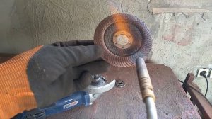 как почистить лепестковый диск