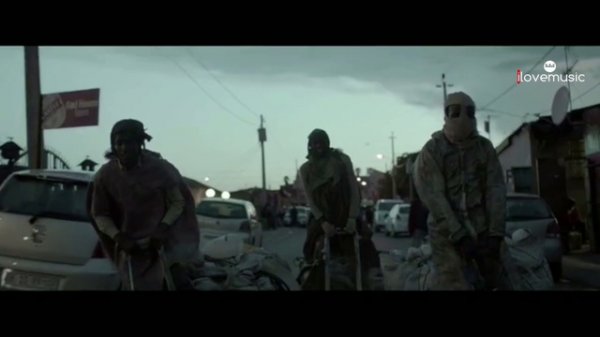 ilovemusic- Skrillex ft. Ragga Twins - Drop The Bomb (www.chilstarsfamilly.com)