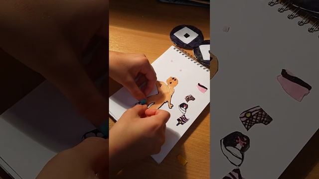 #квинка #распаковка бумажных сюрпризов #роблокс смотреть онлайн