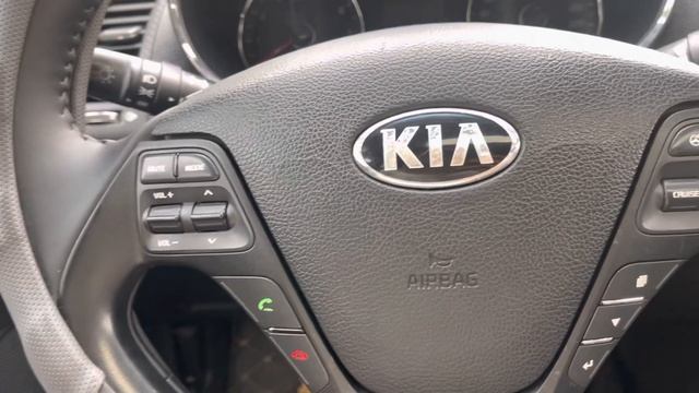 phân Khúc Hạng C / Kia K3 Giá nhô 300tr / Bản 2.0 /xe gia đình Đẹp Không Lỗi / lh 0918968928 смотреть онлайн