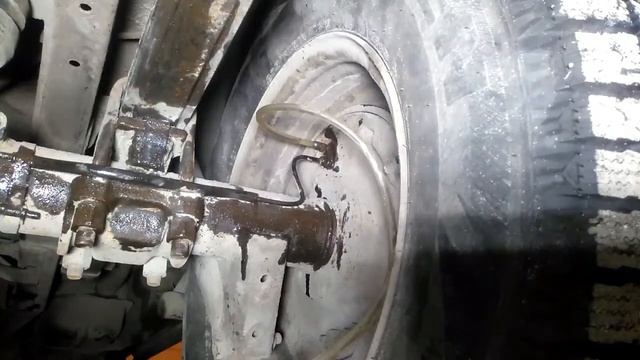 Замена тормозной жидкости самотёком смотреть онлайн