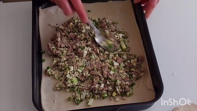 Когда хочется чего-то не обычного и вкусного. Слоёный , рыбный пирог. смотреть онлайн