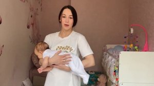 Как держать новорождённых