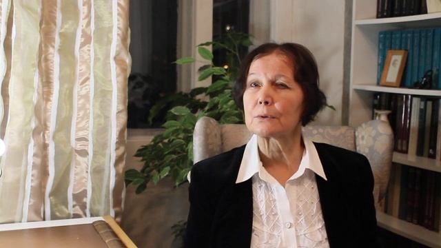 Фёдор Тютчев. Есть в осени первоначальной... Читает Галина Попова смотреть онлайн