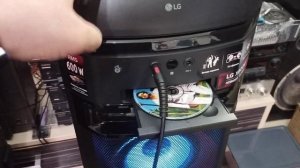 В чем различие активных колонок LG OM6540 и LG OL75DK