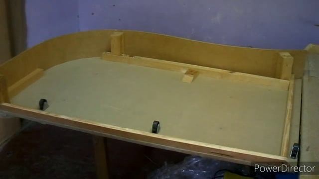 Диван который превратит ваш сон в кошмар. смотреть онлайн