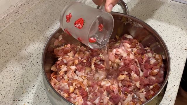 Домашняя Колбаса. УКРАИНСКАЯ С ЧЕСНОКОМ. Домашняя Колбаса из Свинины. Рецепт. смотреть онлайн