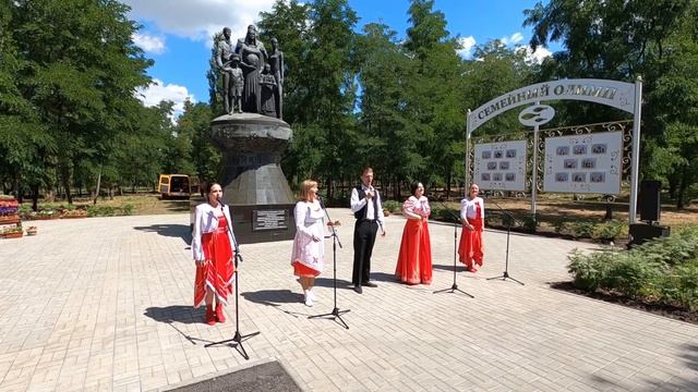 Вокальный ансамбль "Кружево" - "Мы великая страна". смотреть онлайн