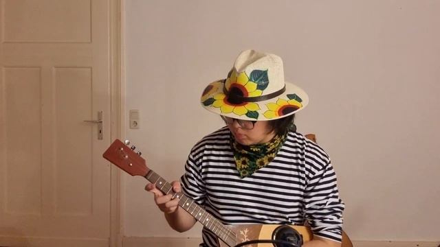 Kalinka (first part) on the balalaika | Калинка (первая часть) на балалайке смотреть онлайн