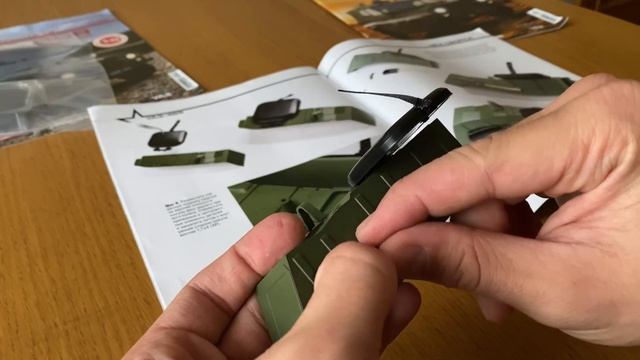 УАЗ 469 от Деагостини | Deagostini | диагостиник | журналы 57, 58, 59, 60 | масштабные модели смотреть онлайн