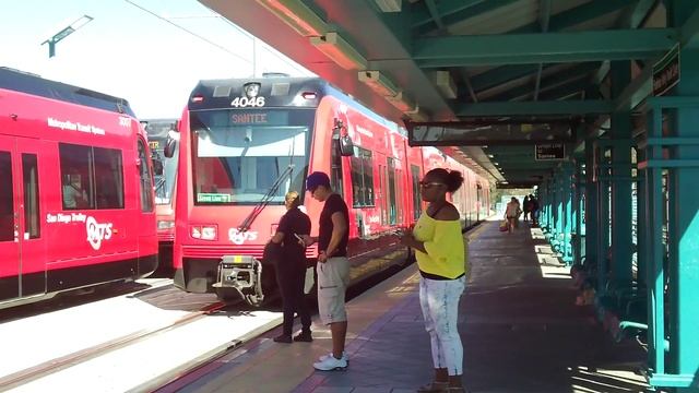 San Diego MTS - Siemens S70 3007 & 4024 Departing FVTC смотреть онлайн
