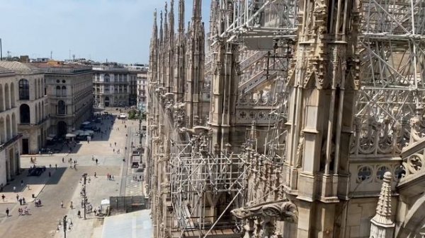 A Day in Milan : Duomo di Milano Rooftop Terrace