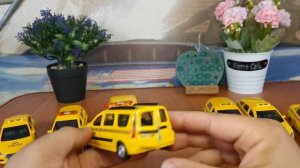 Игрушечные такси технопарк! Обзор тойота, лада, нива и многие другие машинки такси от Техно парк!