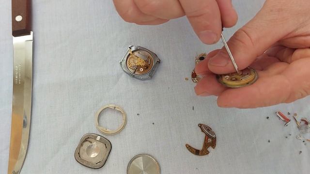 золото в советских кварцевых часах СССР смотреть онлайн