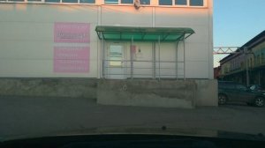 Трещина на лобовом стекле. Что делать и как лечить?