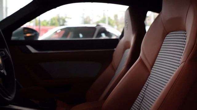 MY 911 SPORT CLASSIC IS HERE! (SPECIAL DELIVERY) смотреть онлайн