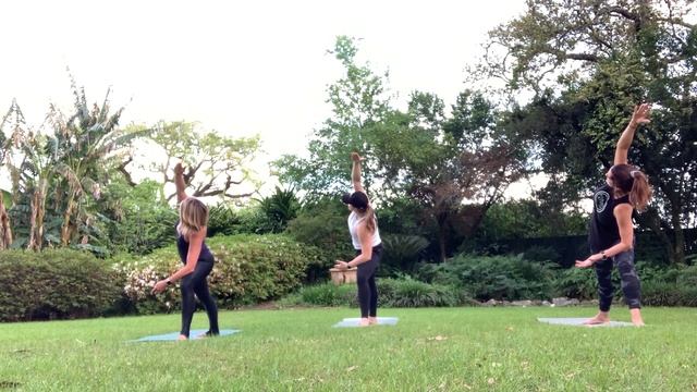 30 Minute Yoga | Longue Vue House and Gardens | The Pilates and Yoga Loft смотреть онлайн