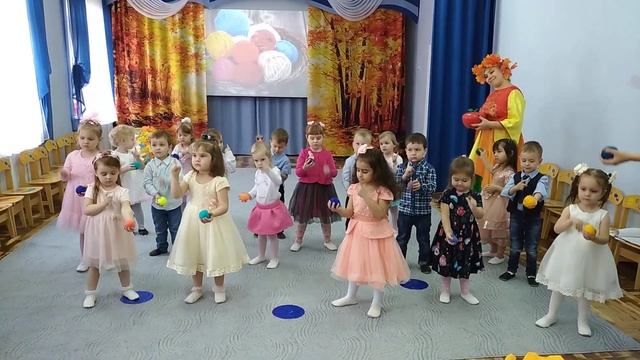 "Танец с клубочками"/ мл.гр/Евтодьевой Аллы смотреть онлайн