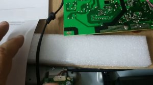 4K Kivi 40U710KB не включается. Мигает индикатор. Часть 1.