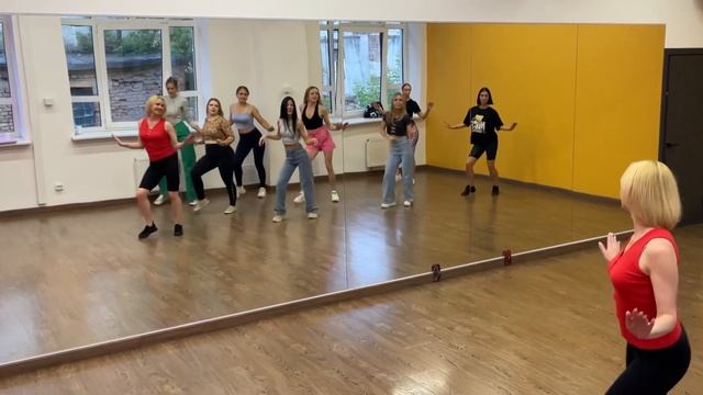 Bachata tradicional (Esa Mujer) Anna Belykh смотреть онлайн