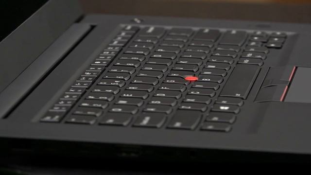 Lenovo ThinkPad X1 Extreme (recenzja) смотреть онлайн