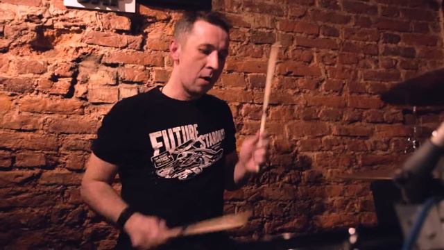 Радиопомехи - Алиса (Биржа Бар, 2017) смотреть онлайн