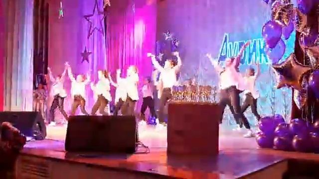 Образцовой танцевальный коллектив ?АУРИКА? смотреть онлайн