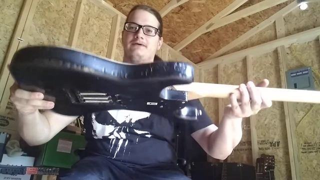Shreddly's Axe of the Day #25: 1980's MIJ Fender Strat смотреть онлайн