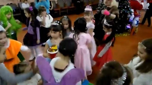 "Новогодние приключения" 3 часть смотреть онлайн