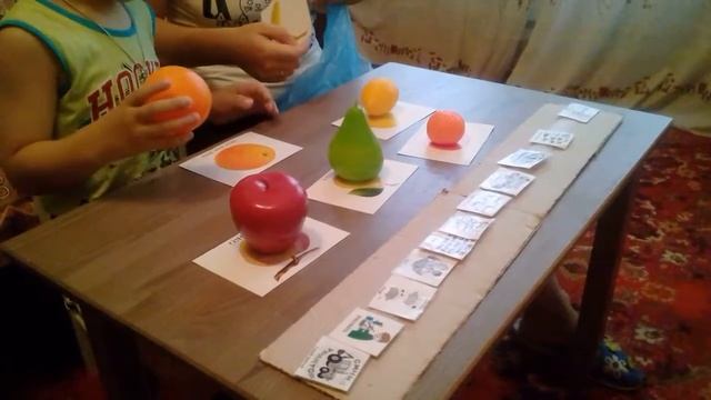 Учим фрукты. Объемные пособия. Развивающее занятие для малыша. смотреть онлайн
