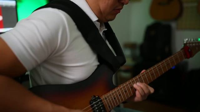 (Original) FT - Weird Dreams using Boss Katana 50 Mark II смотреть онлайн