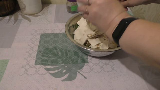 Очень вкусный омлет со шпинатом смотреть онлайн