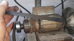 Проверка якоря на замыкания витков.