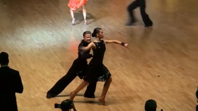 Медянов Кирилл - Ложникова Элиза, пасодобль смотреть онлайн